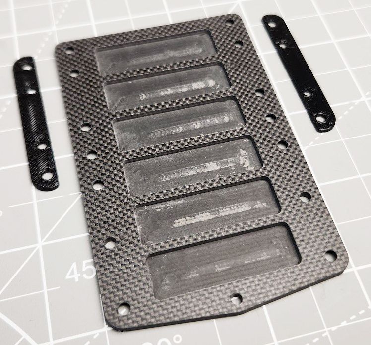 CLN3026 2.5mm carbon pocketed batt plt w/ 1.5 spacer