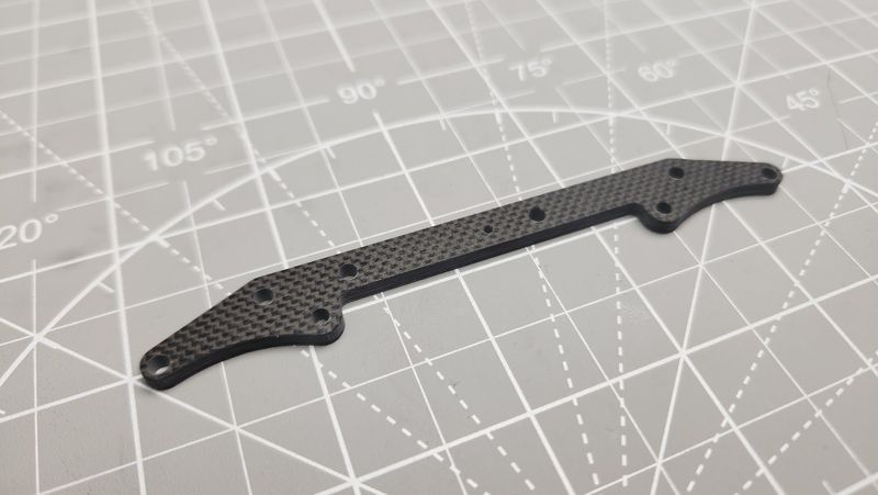 CLN3027  3mm carbon servo mount plate for narrow upper deck