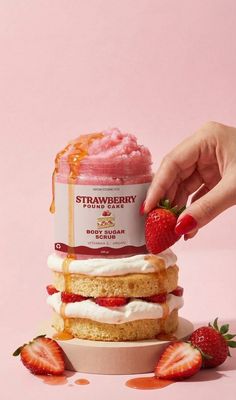 SUGAR SCRUB STRAWBERRY POUND CAKE