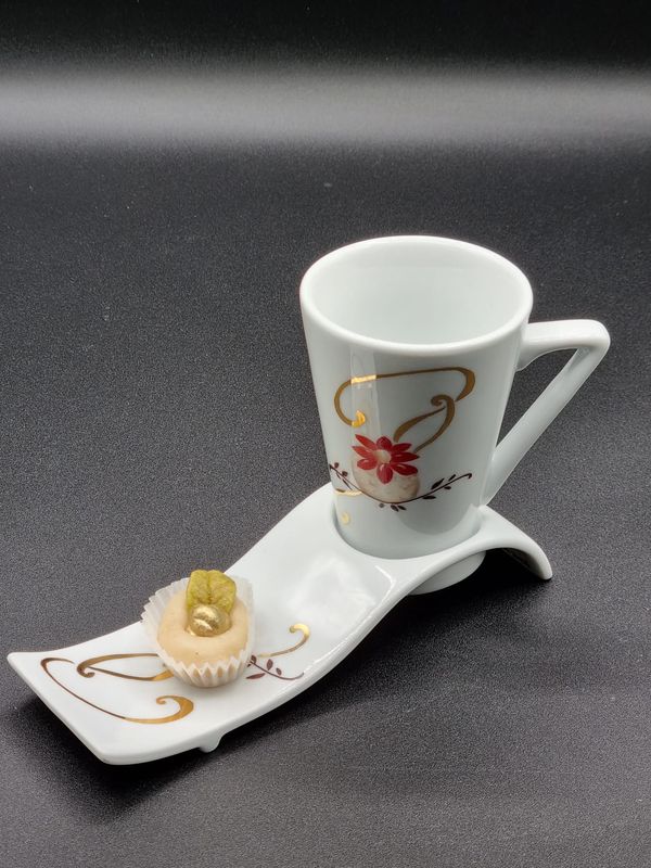 Tasse + dessous de tasse tiaré rouge