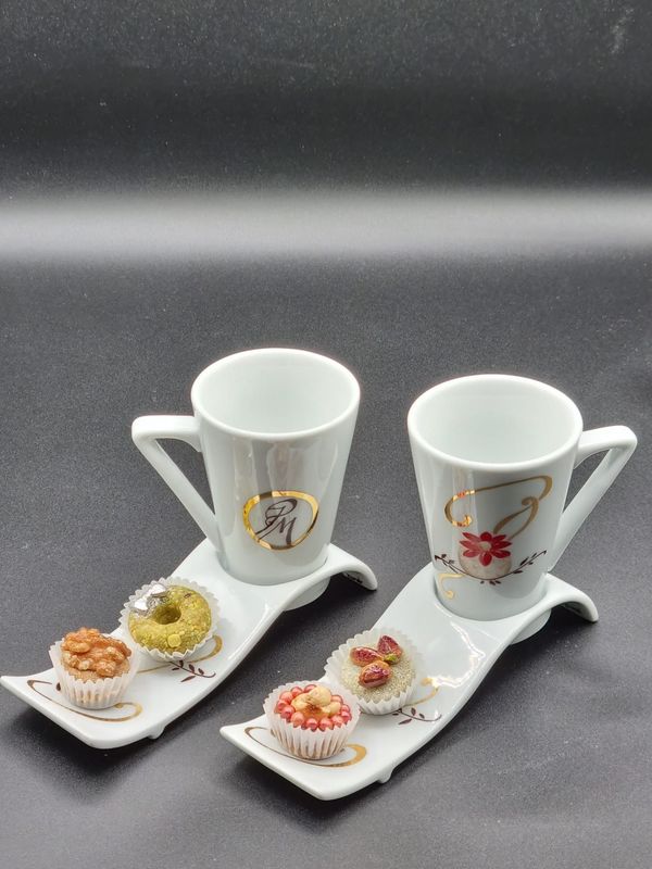 2 Tasse et 2 dessous de tasses