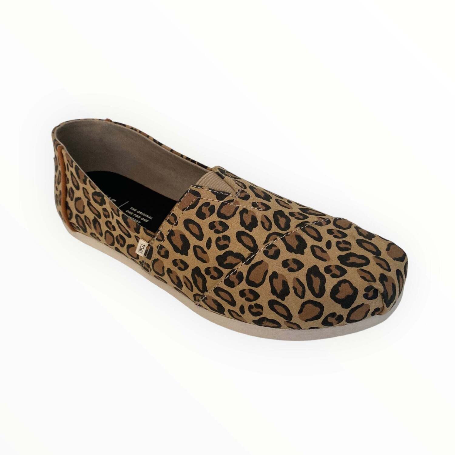 T Women&#39;s Classic Desert Tan Microfiber Leopard Print Shoes