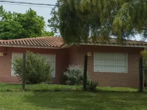 EXCELENTE CASA EN PINARES DE ATLANTIDA
