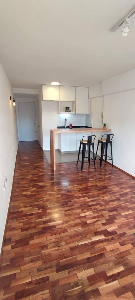 MONOAMBIENTE EN EL CENTRO DIVINO!!