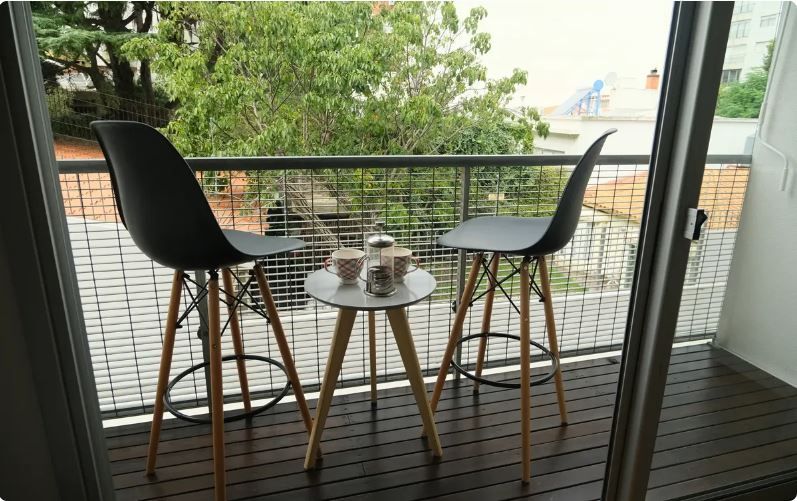 MONOAMBIENTE IMPECABLE |  POCITOS NUEVO | Gastos Bajos. WTC.