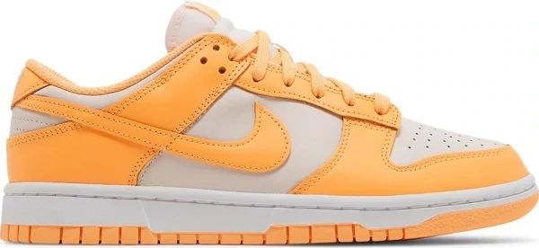 NIKE DUNK LOW PEACH CREAM
