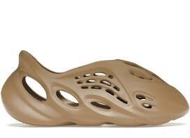 YEEZY FOAMRUNNER MIST