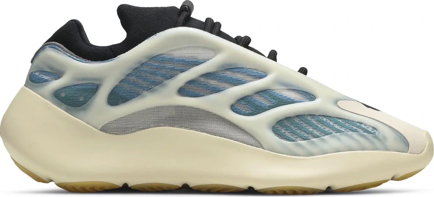 YEEZY 700 KYANITE
