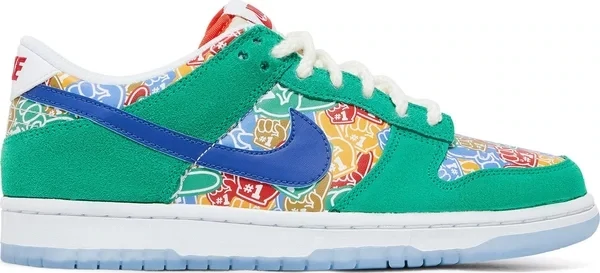 NIKE DUNK LOW FOAM FINGER