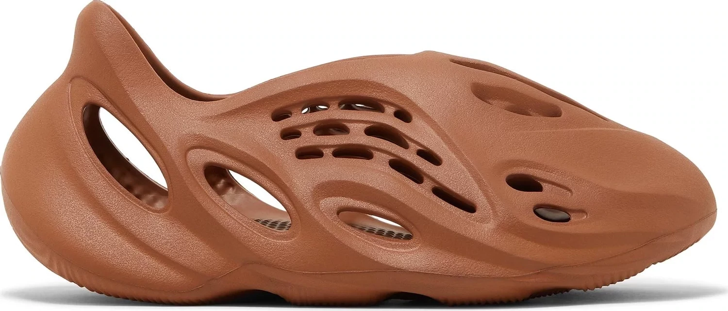 YEEZY FOAM RUNNER CLAY RED