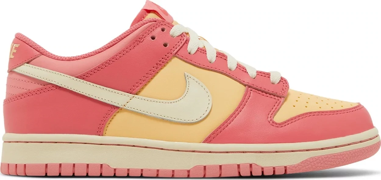 NIKE DUNK LOW STRAWBERRY PEACH CREAM