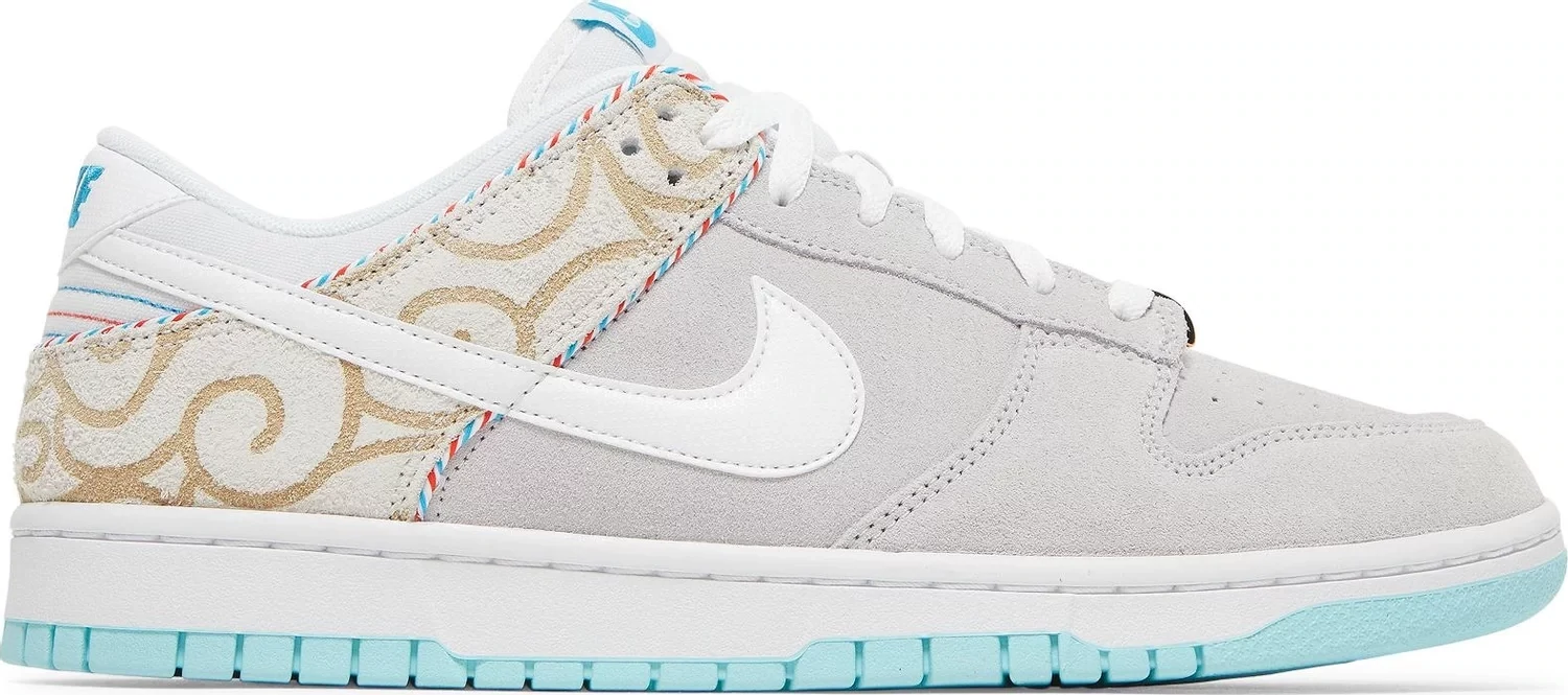 NIKE DUNK LOW SE BARBERSHOP WHITE