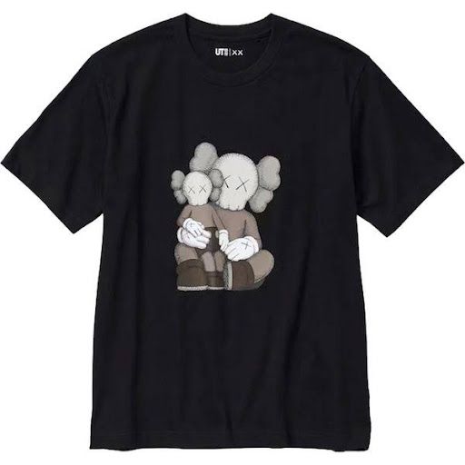 KAWS X UNIQLO UT GRAPHIC TEE BLACK
