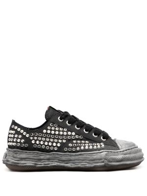 MAISON MIHARA YASUHIRO PETERSON LOW STUDDED BLACK