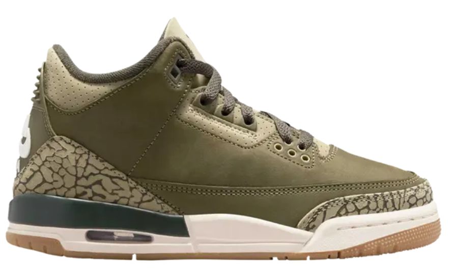 AJ 3 FAMILY AFFAIR GS