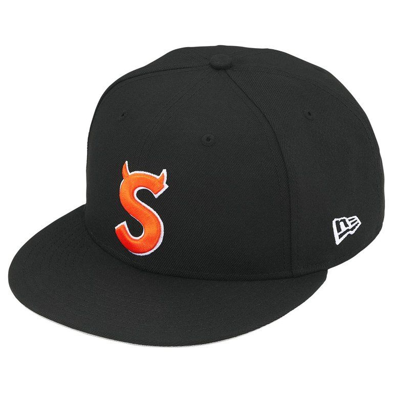 SUPREME DEVIL S LOGO FITTED BLACK