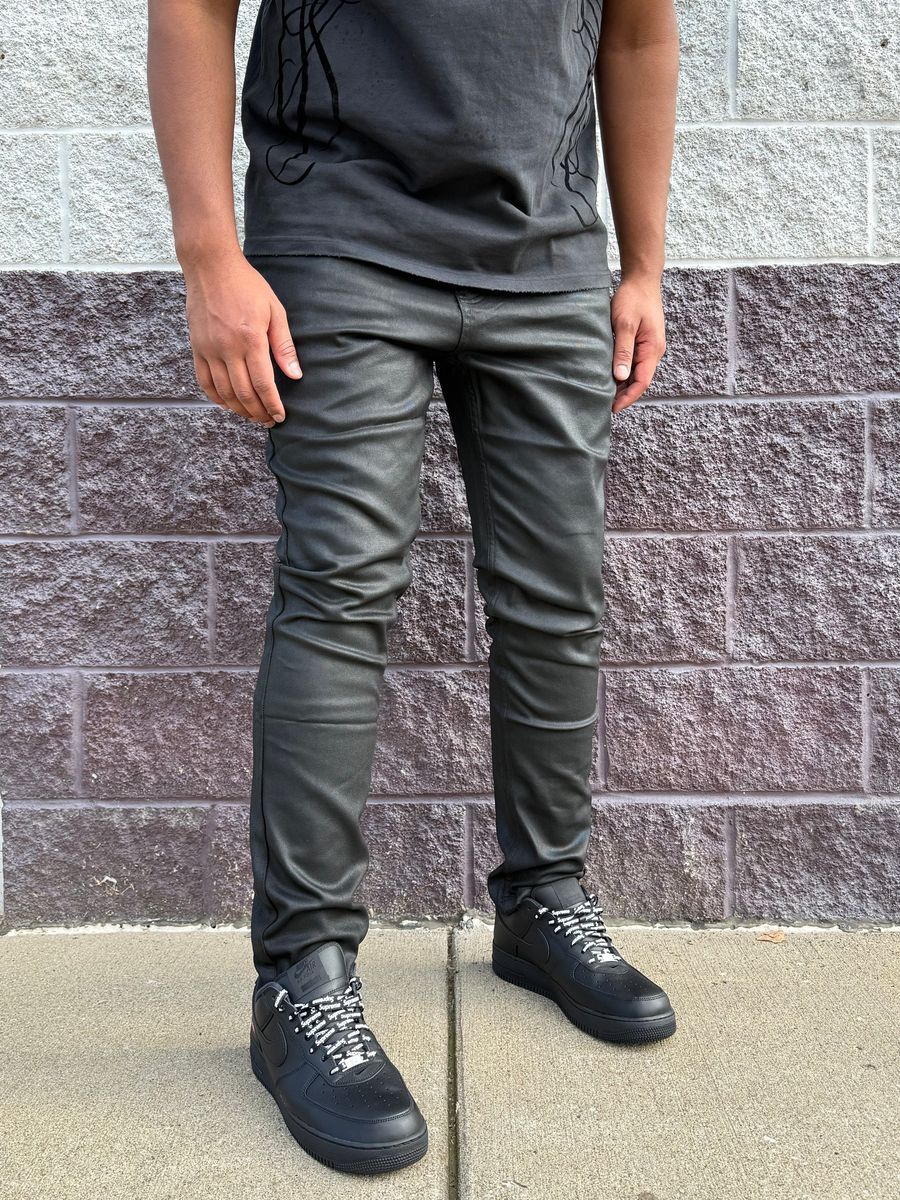 MOTION DENIM BLACKOUT JEANS