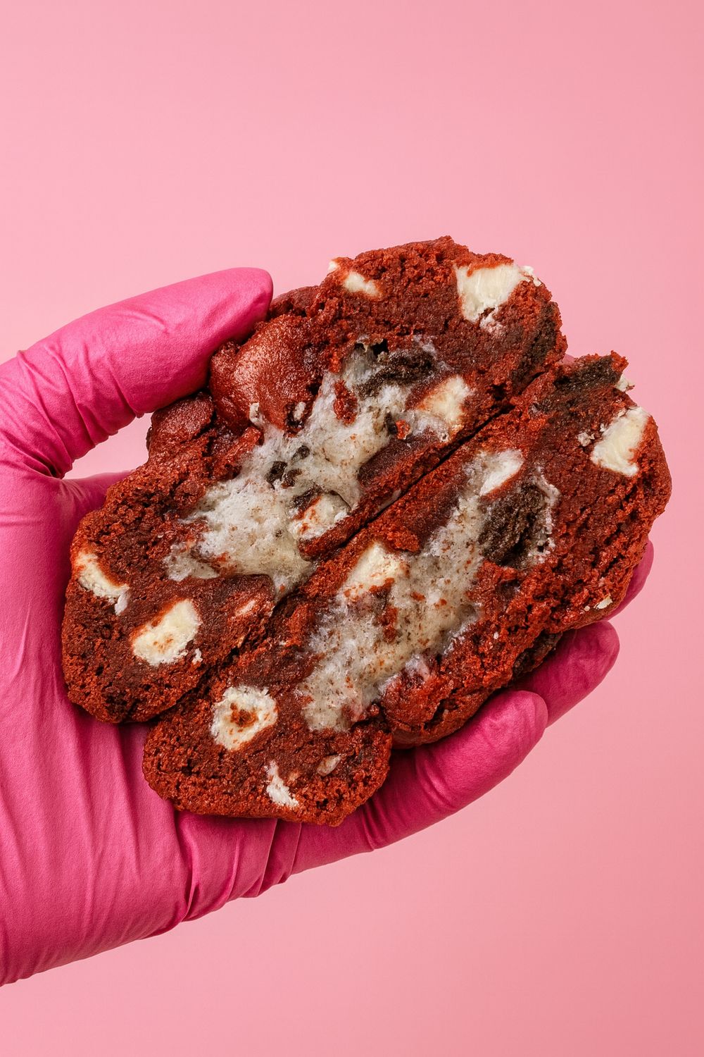 Red Velvet &amp; Cream