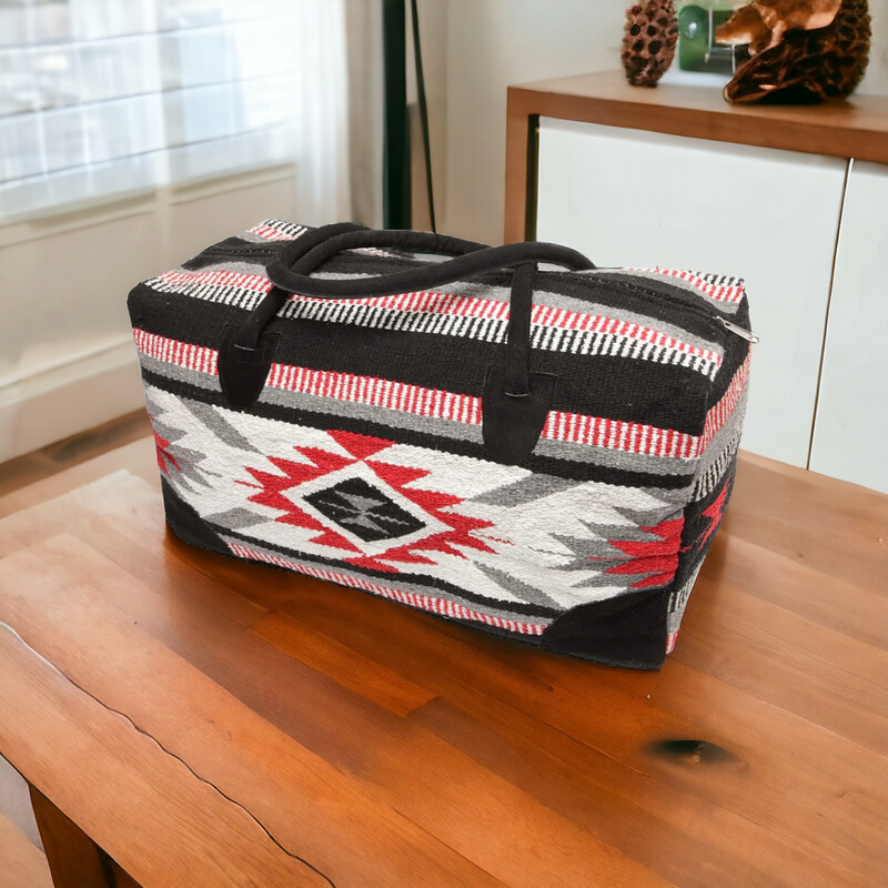 Go West Weekender in Monochrome #A