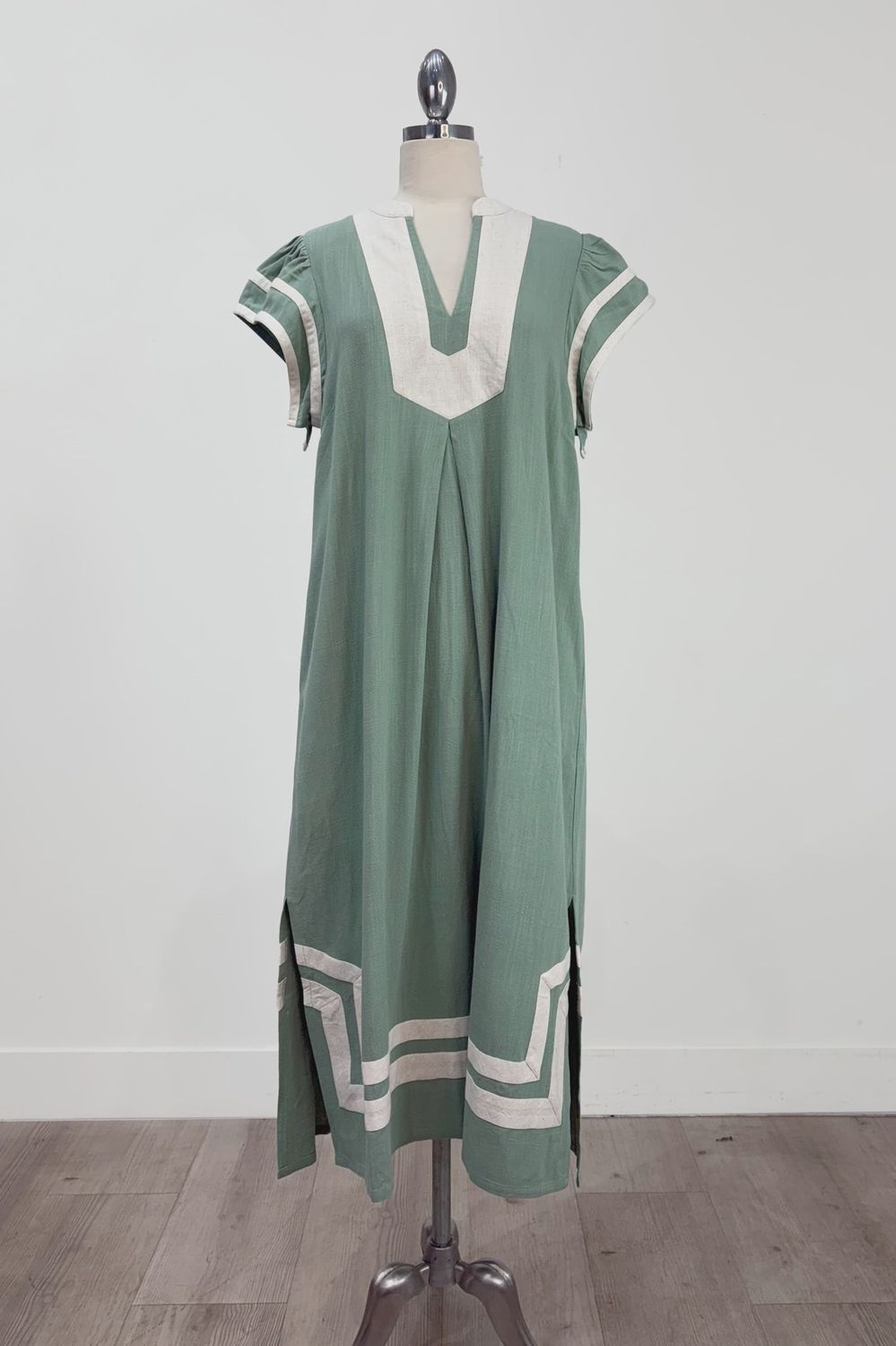 Linen Cotton Dress with Contrast Neckline - Mint