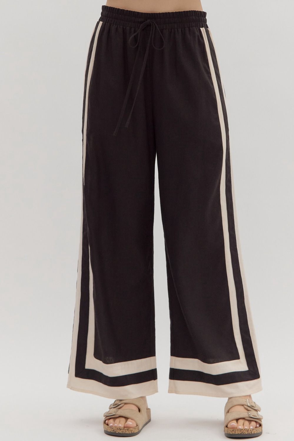 Accent Stripe Border Wide Leg Pant - Black