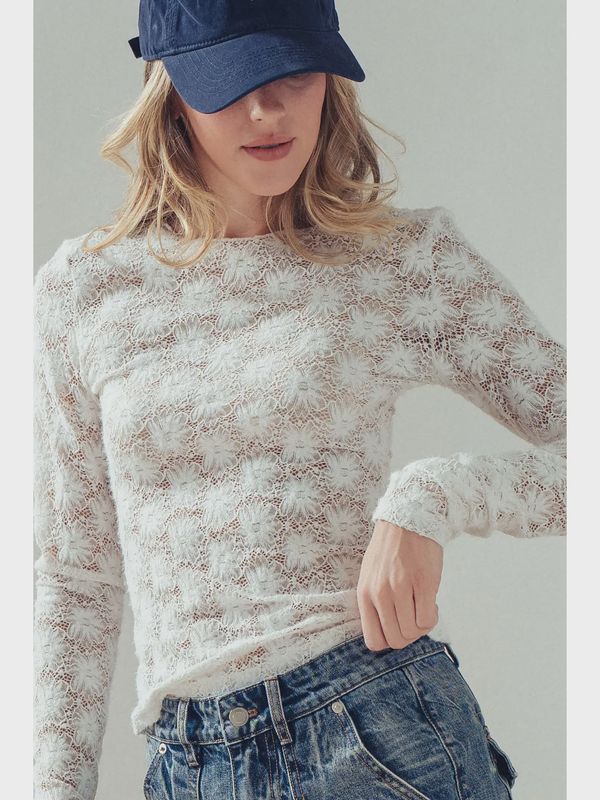 Romantic Floral Stretch Lace Layering Top - White