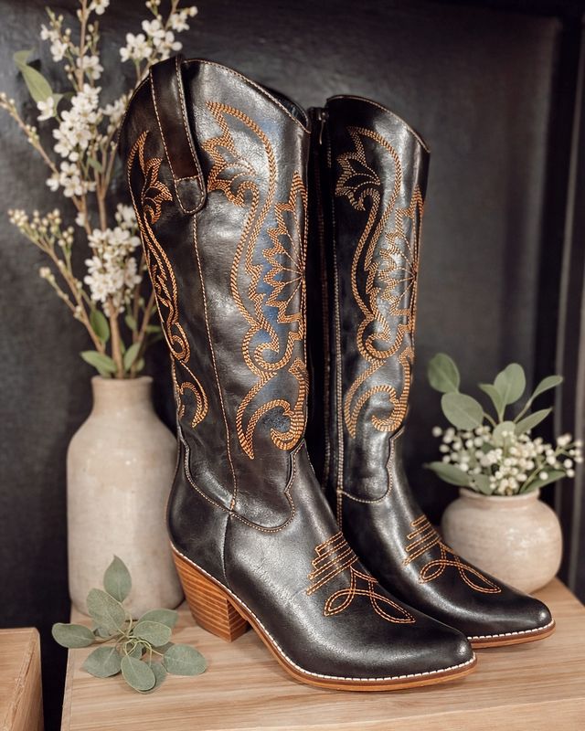Just in Case Boots - Black