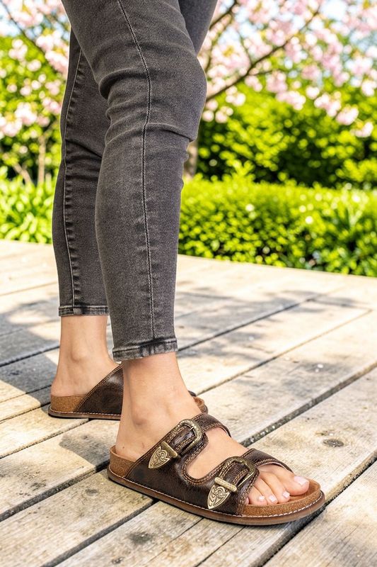 Atta Girl Sandals - Espresso Crinkle
