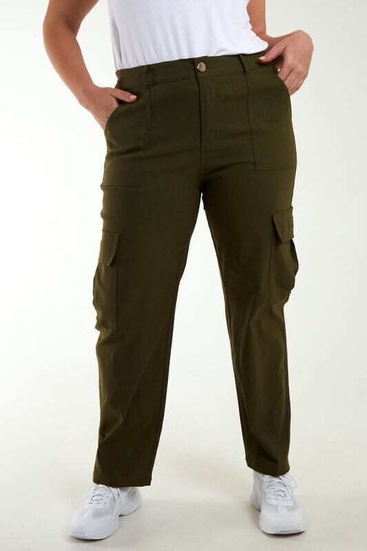 CURVE STRAIGHT LEG POCKET DETAIL CARGO JEANS