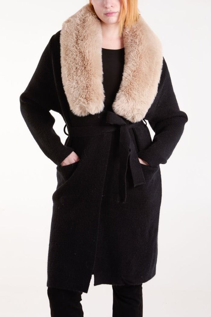 BEIGE FUR COLLAR TWO POCKET CARDIGAN