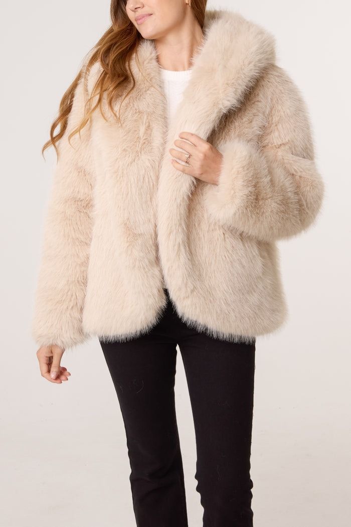 CURVE HEM HOODED FUR JACKET