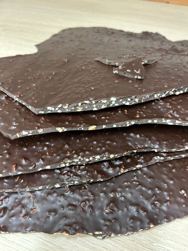 La Tablette aux éclats d’amandes grillées