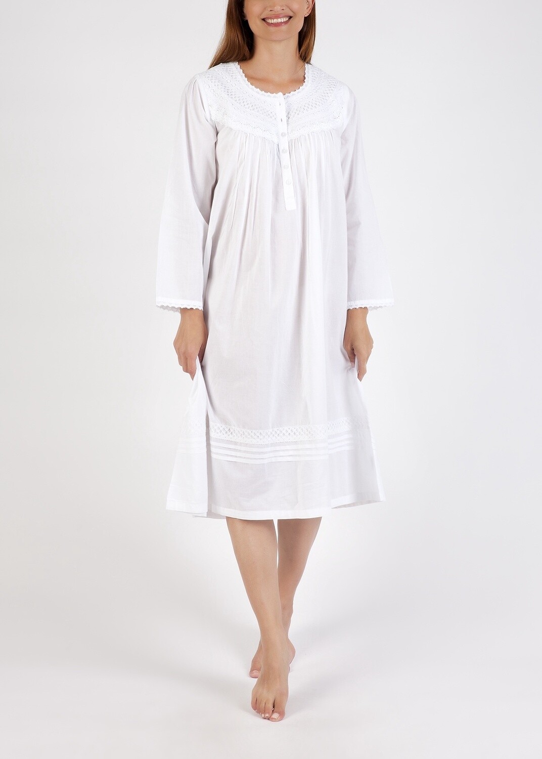 Nightwear White LONG Sleeve with Lace, Size: Small