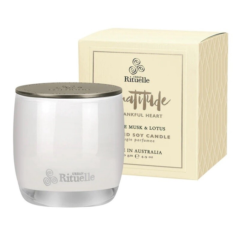 CANDLE Scented - small 140g