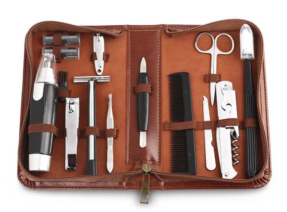 Men&#39;s Republic Grooming Kit - 12 pieces in zip bag
