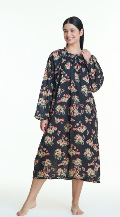 Nightwear - LONG Sleeve Black Floral, Size: XS