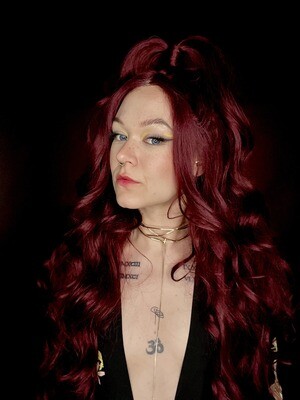 Copaňa wig DEVANA - Wine