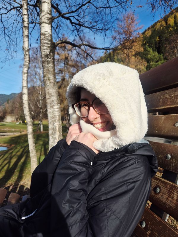 Snow Loop, Kapuzenschal creme weiß