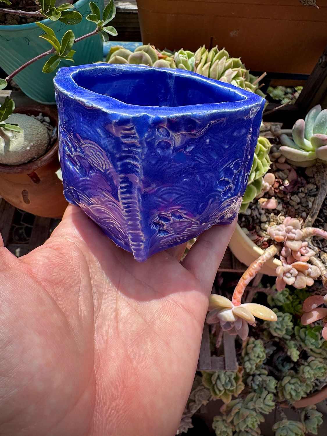 Maceta cuadrada huella Azul añil