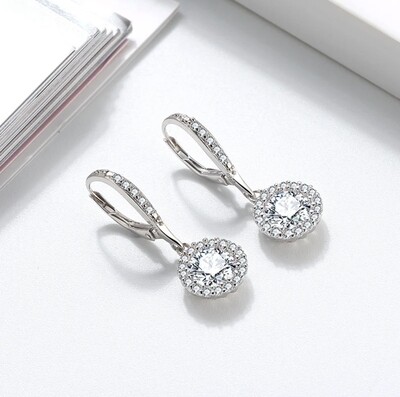 Stellar sparkle earrings 💫