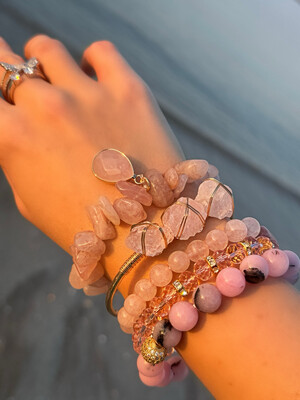 Stylish and gentle 5pc set of bracelets from rose quartz
