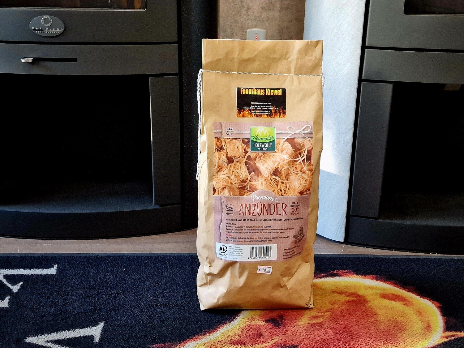 Ökologische Holzwolleanzünder 1 kg in Papiertüte Ökologische Holzwolleanzünder 1 kg in Papiertüte
