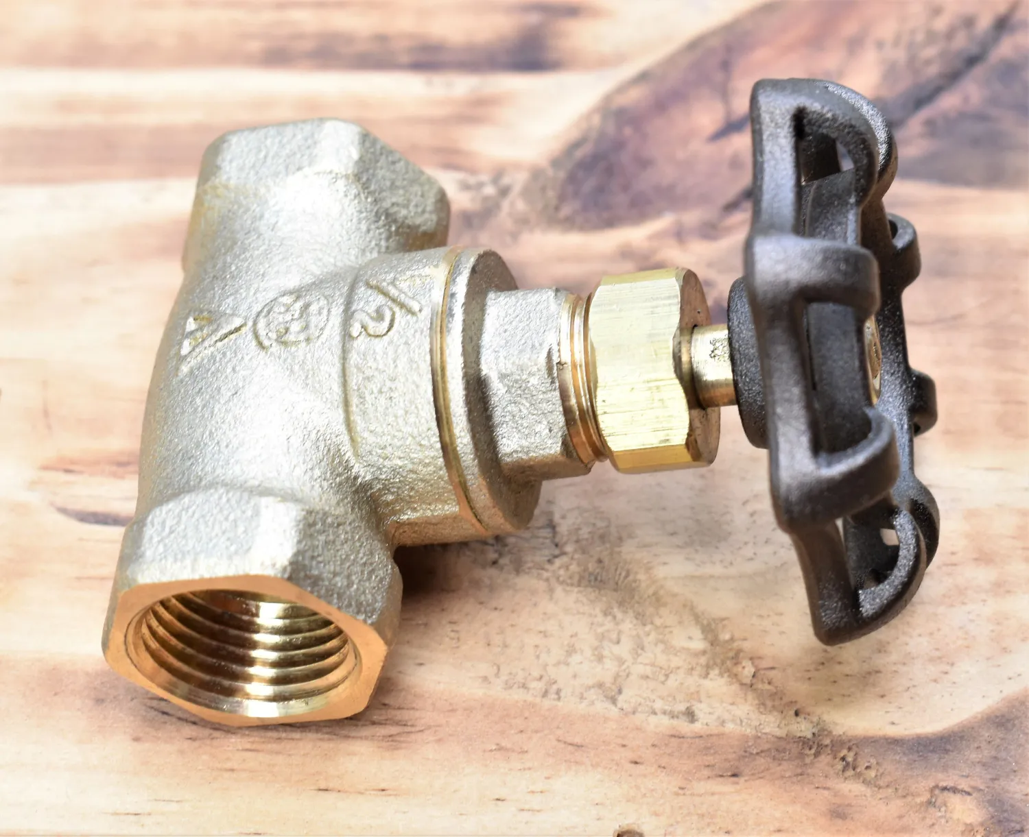 Brass Stop Valve Threaded 1/2 Inch, Custom Powder Coated