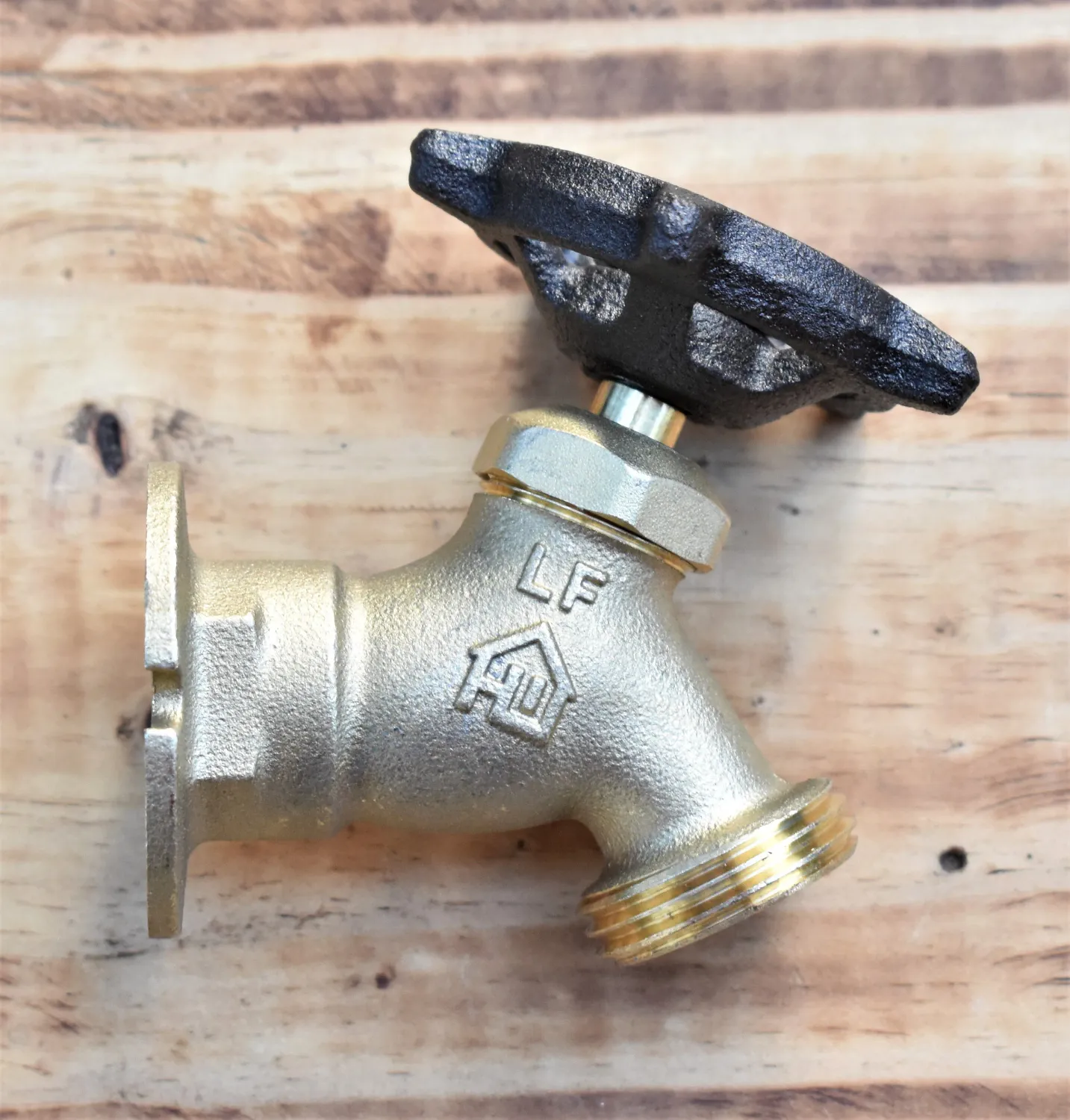 Brass Male Garden Hose Bibb 1/2 Inch, Custom Powder Coated Hand Wheel, Premium Outdoor Spigot with Designer Handle
