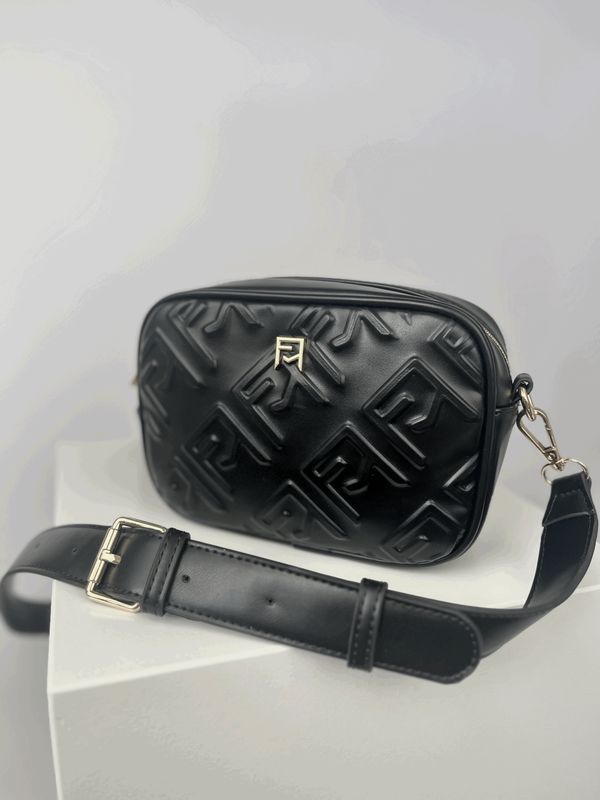 Crossbody Zwart