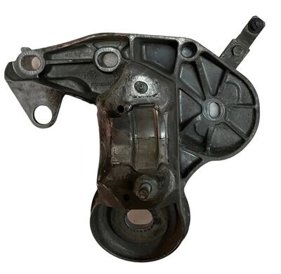 STAFFA / SUPPORTO MOTORE LATO DX AUDI A6 C6 2.7 DIESEL (TDI) 2007 - 4F0199352E