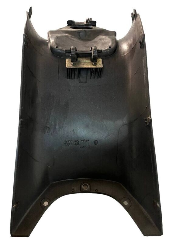 CARENA POGGIAPIEDI SUPERIORE + SPORTELLINO BENZINA PIAGGIO X9 250 2002 - 575558