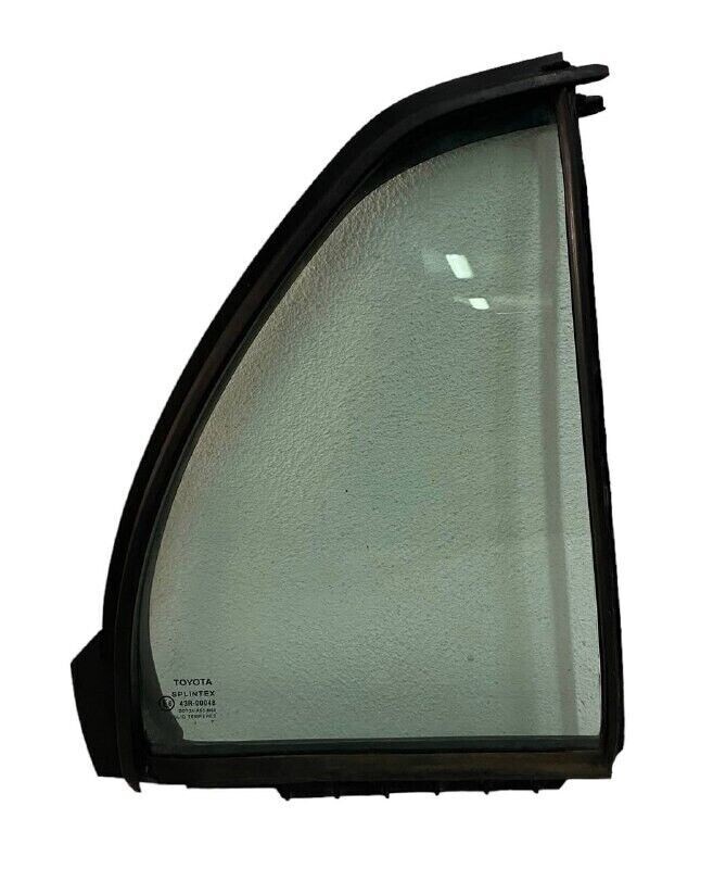 VETRO CRISTALLO FISSO TRIANGOLARE POST. DX TOYOTA YARIS (XP90) 2007 - 681230D051