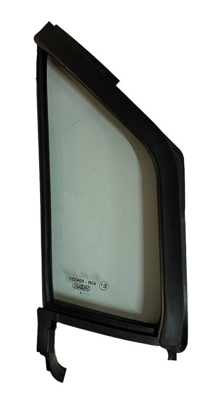 VETRO CRISTALLO FISSO TRIANGOLARE / DEFLETTORE ANTERIORE SX OPEL AGILA B 2011