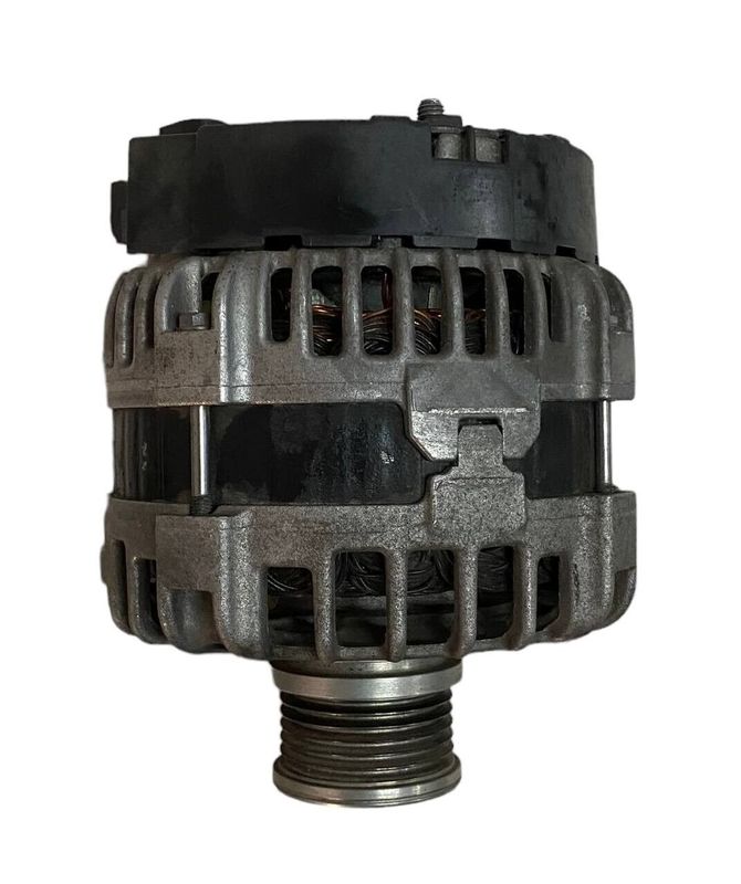 ALTERNATORE AUDI A4 (B8 / 8K) 2.0 DIESEL TDI 2010 - 03L903017E - 0125711088